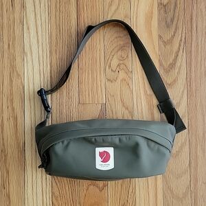 Fjallraven Ulvo hip pack in medium